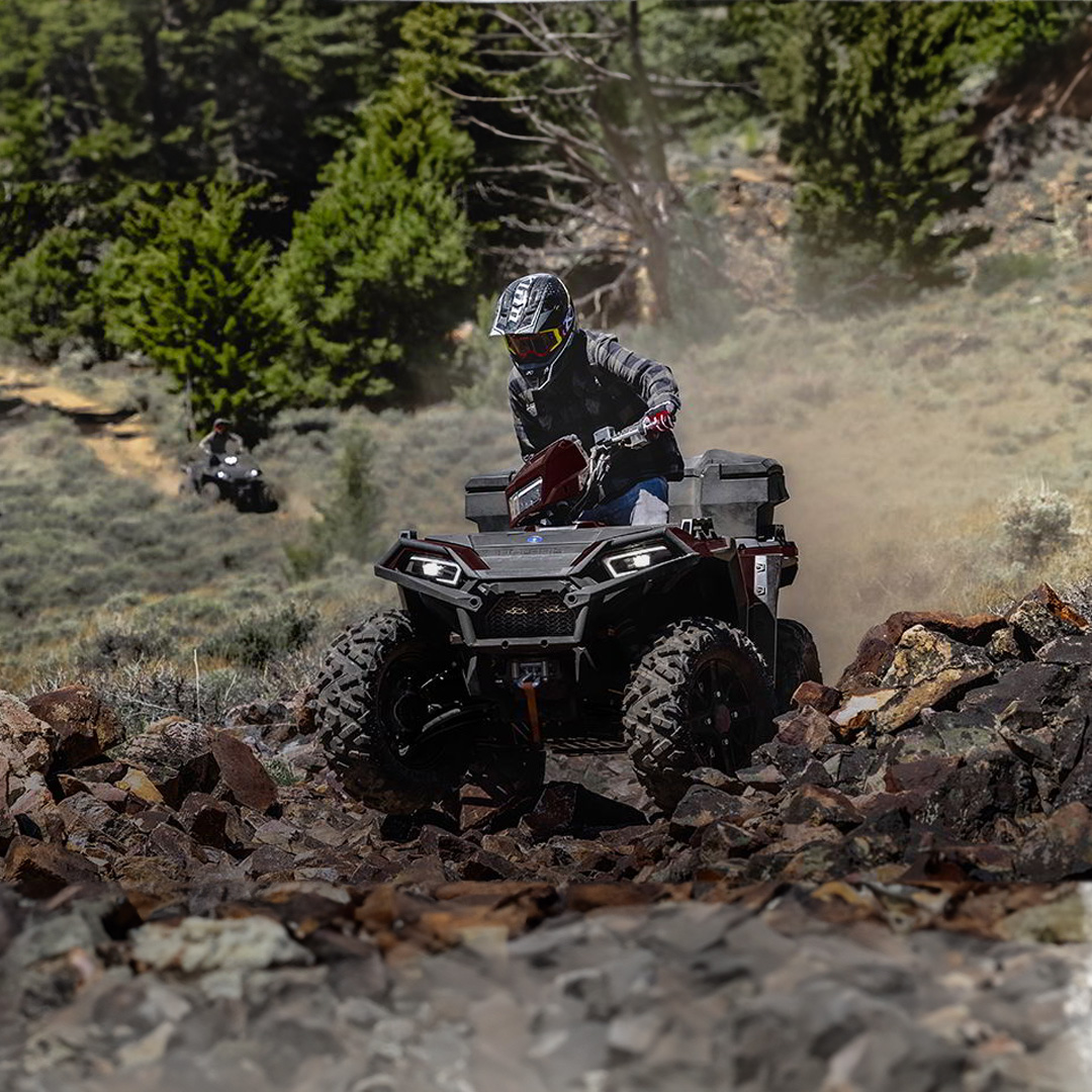 Polaris Sportsman 850 on Rocks
